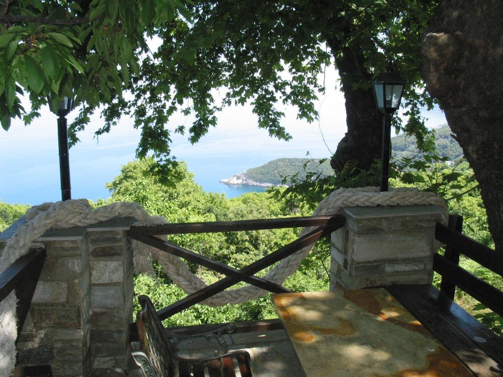 Villa Georgie Tsagarada Exterior photo